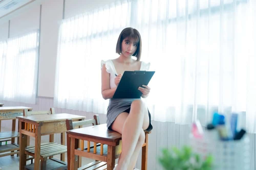 这个面试有点硬 (3) CG回想 页面配图 4